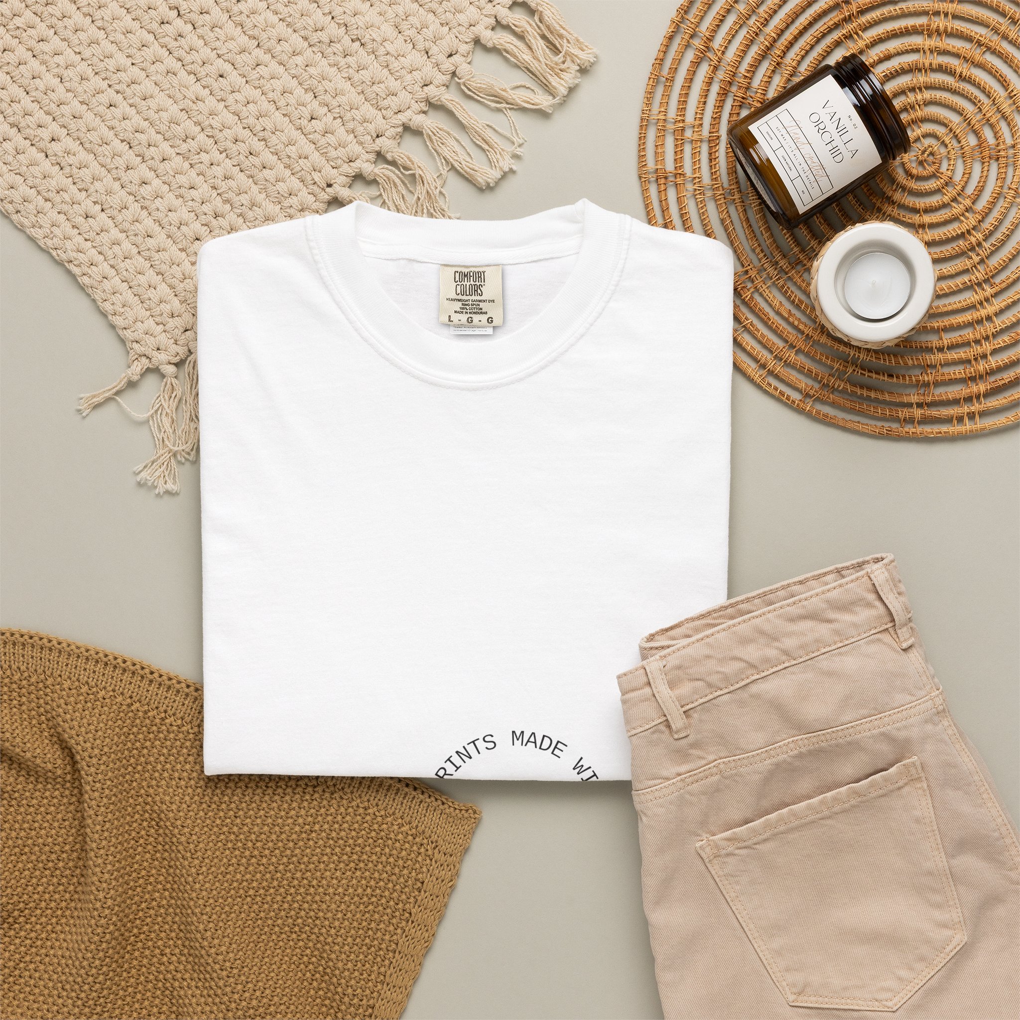 Art Lover Boutique T-Shirt — Minimalist Graphic Tee - Image 4